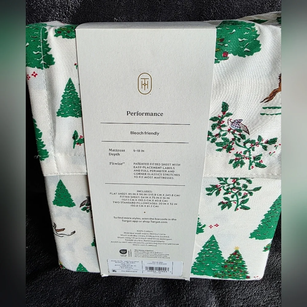 New Full 400 Thread Count Christmas Holiday Performance Sheet Set Winter Scene